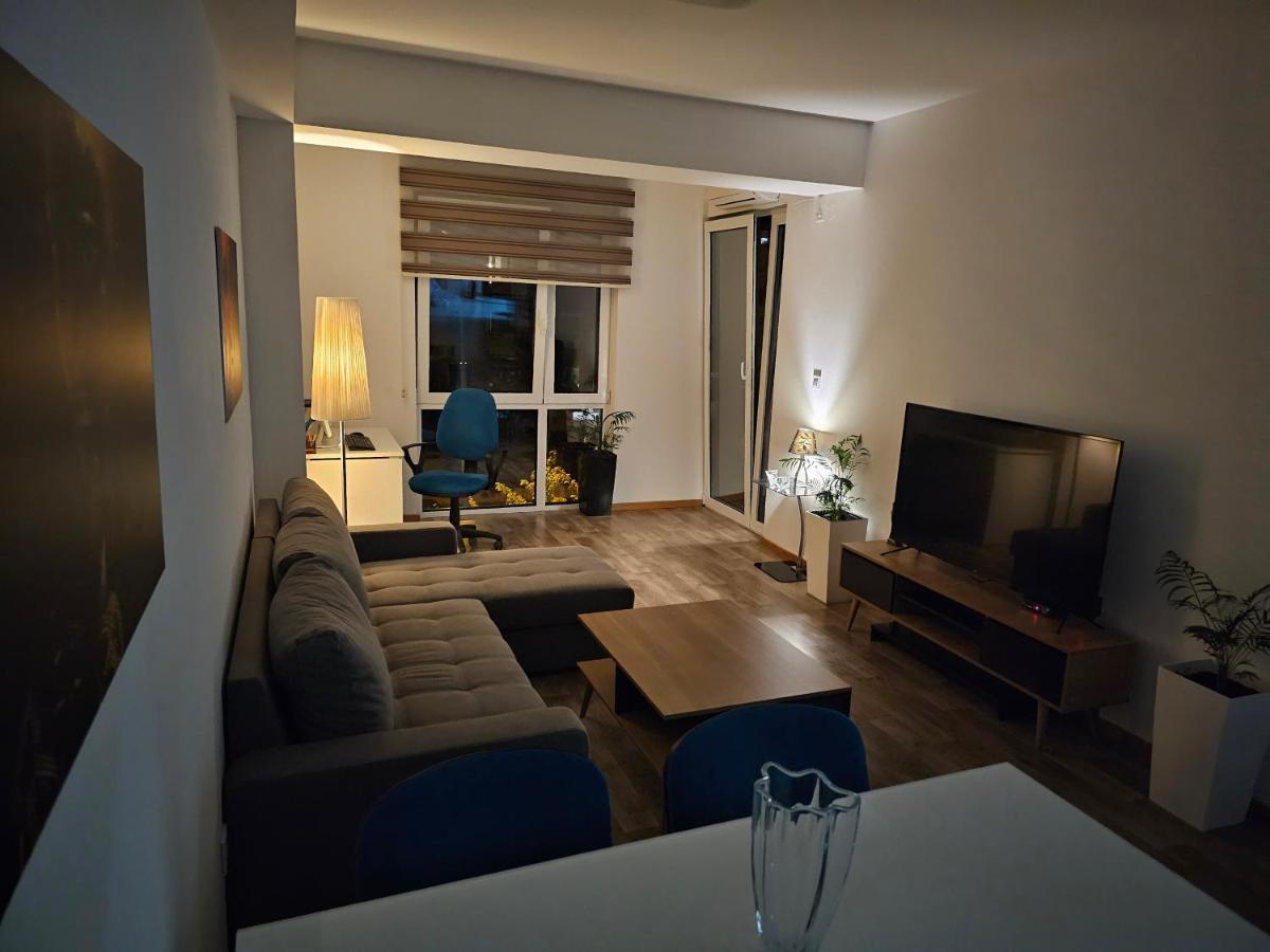 Eva'S Premium Apartments Skopje Buitenkant foto