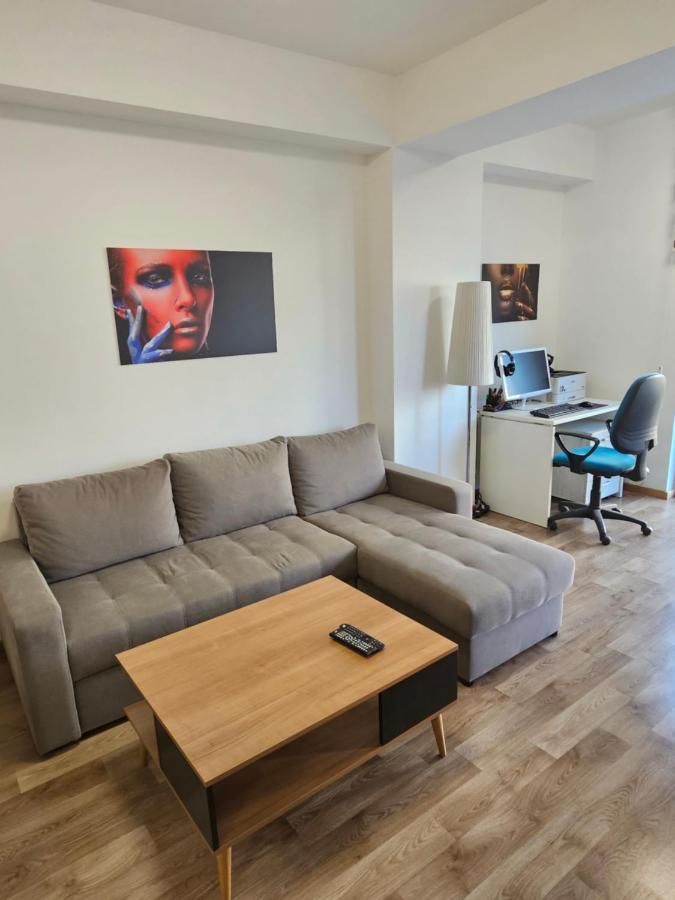 Eva'S Premium Apartments Skopje Buitenkant foto