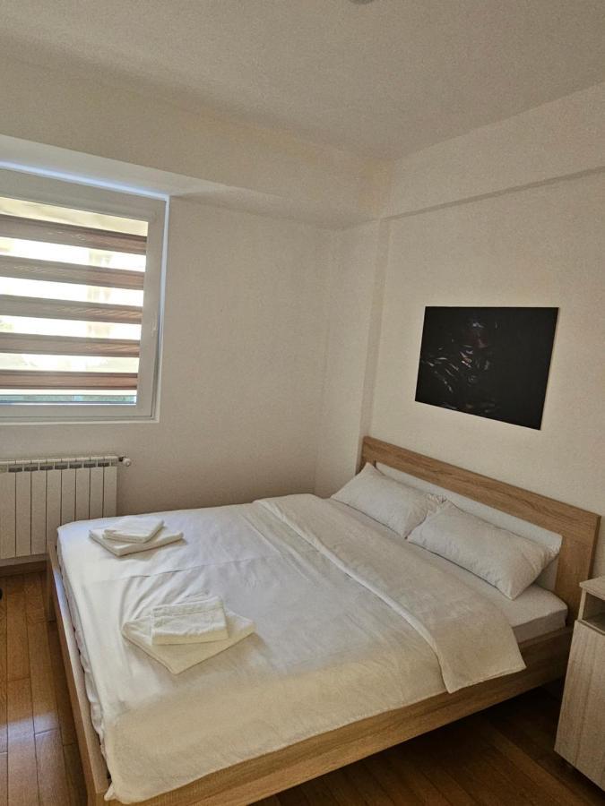Eva'S Premium Apartments Skopje Buitenkant foto