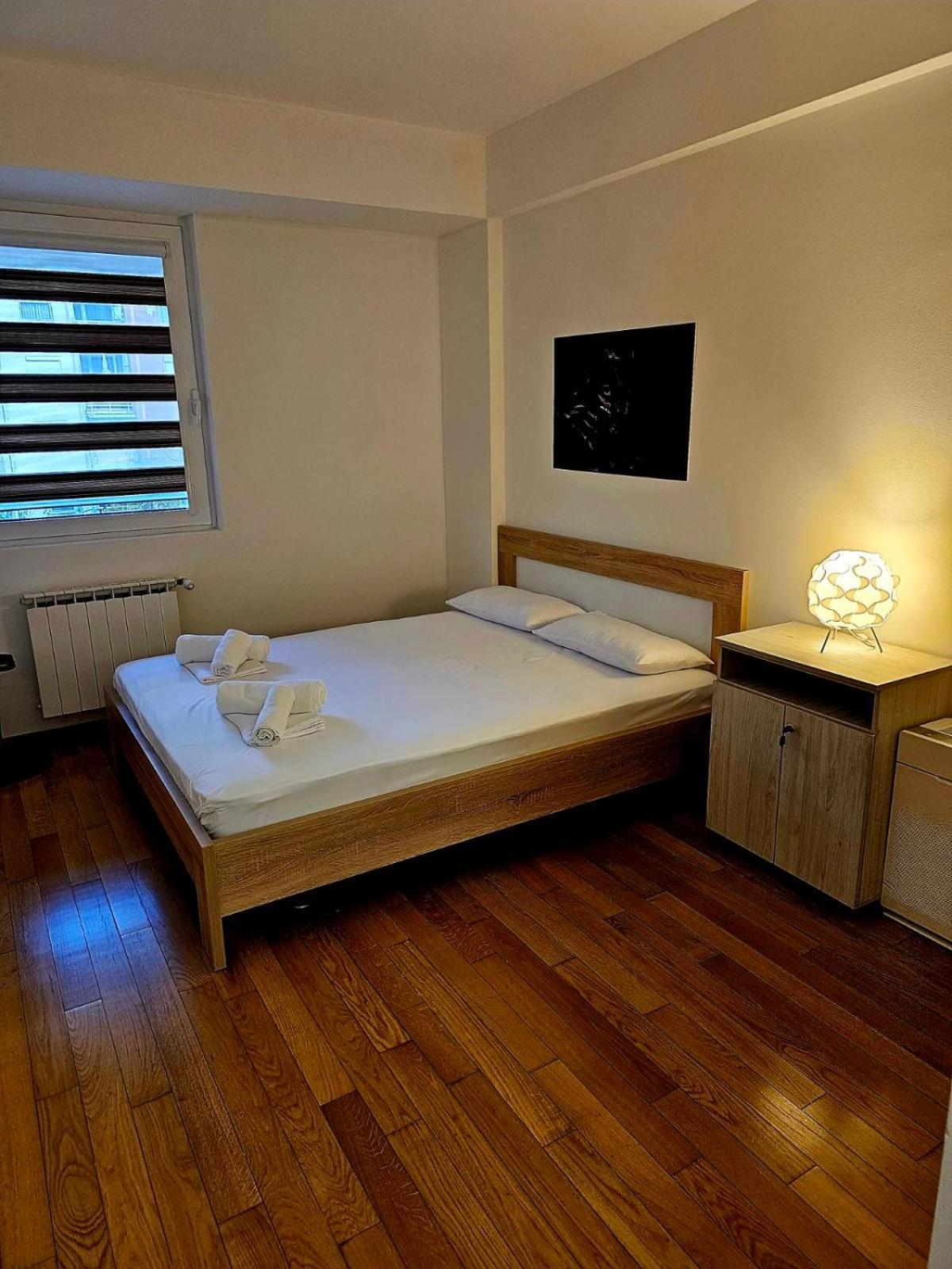 Eva'S Premium Apartments Skopje Buitenkant foto